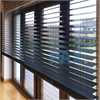 Afbeelding van Extra brede shutter jaloezieen 70mm met Houtnerf (Abashi Wood)